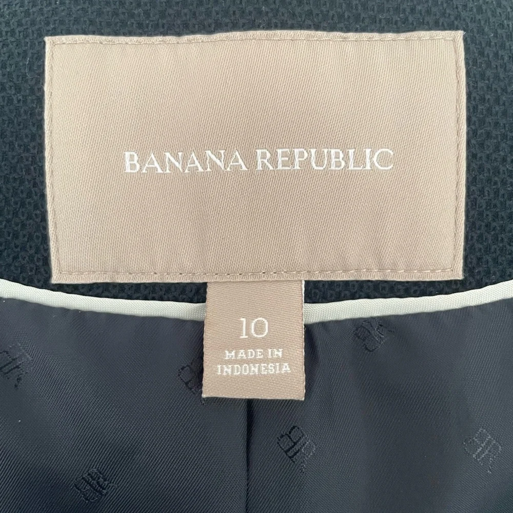 Banana Republic Navy Tweed Gold Rimmed Jacket - Picture 5 of 6